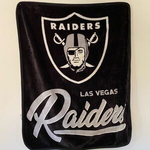 Las Vegas Raiders Lap Blanket